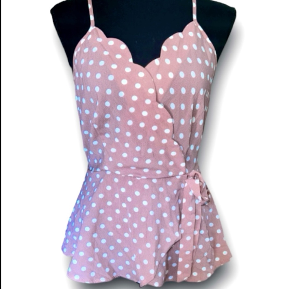 Monteau Cami Faux Wrap Peplum Scalloped V Neck Racerback Mauve Polka Dot Med New